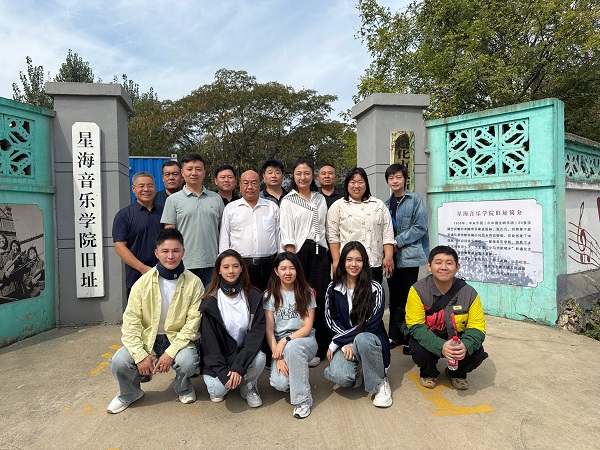 网页图四.jpg 网页图四.jpg